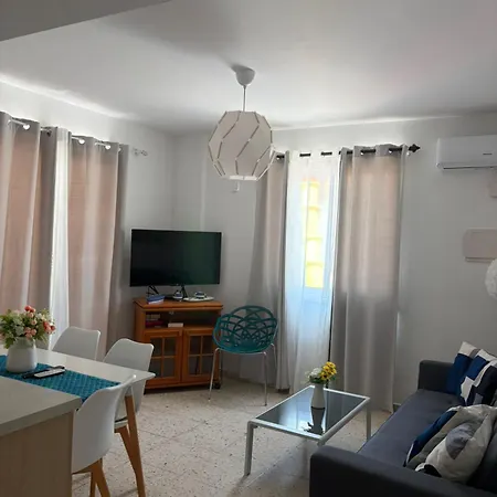 Kouppa Latchi Apartament *